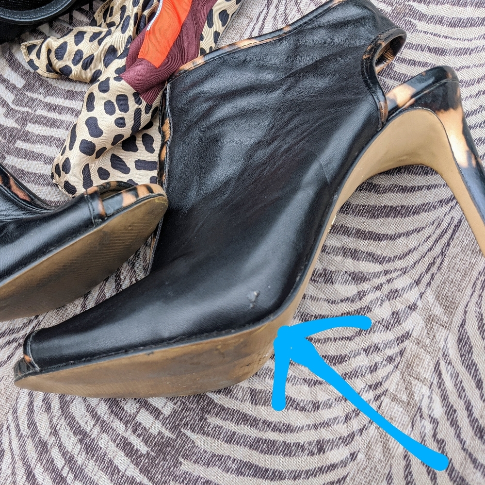 SOLD Ann Taylor peep toes, black/tortoiseshell - Picture 12 of 13